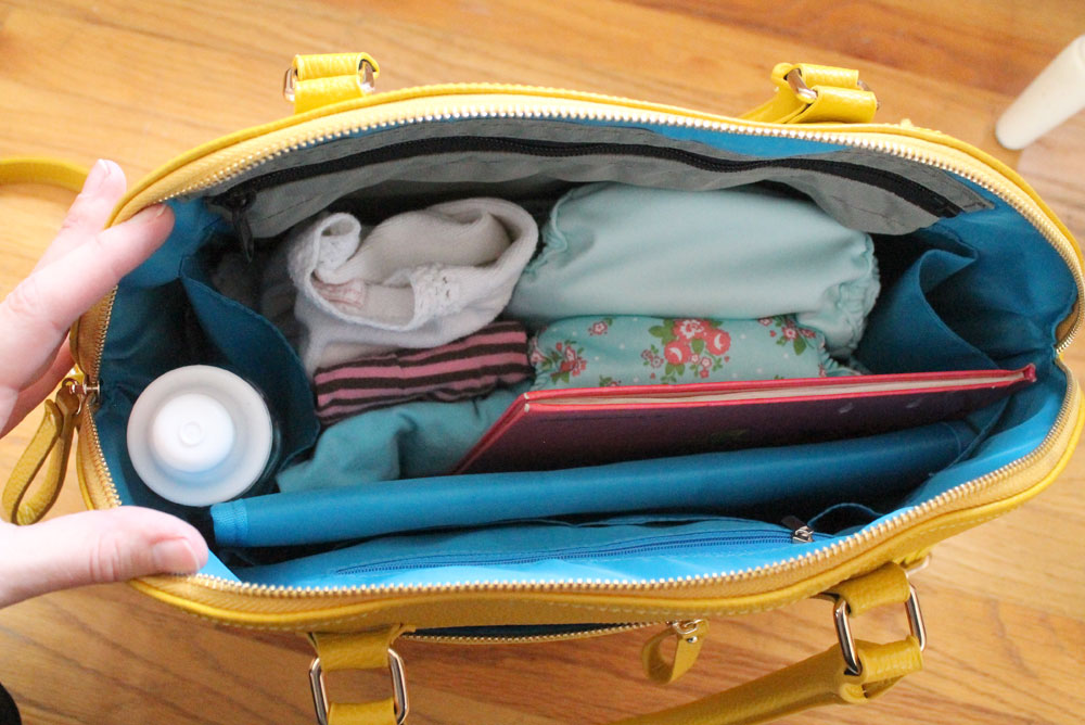 Coco and Kiwi Sydney leather diaper bag review - Mommy Scene