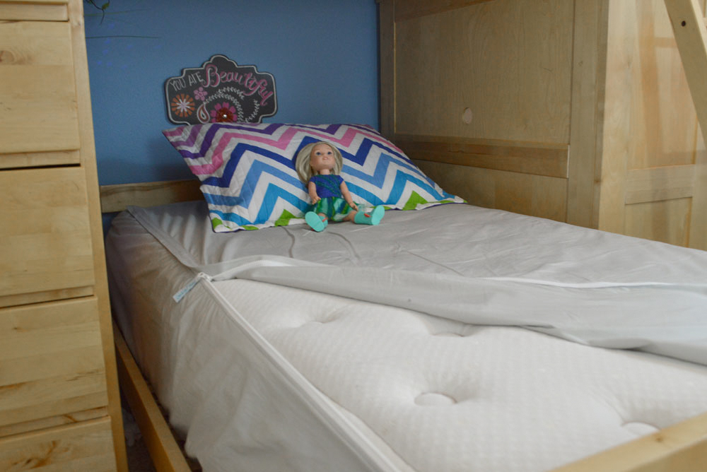 kids bedroom quickzip sheets make changing sheets easy