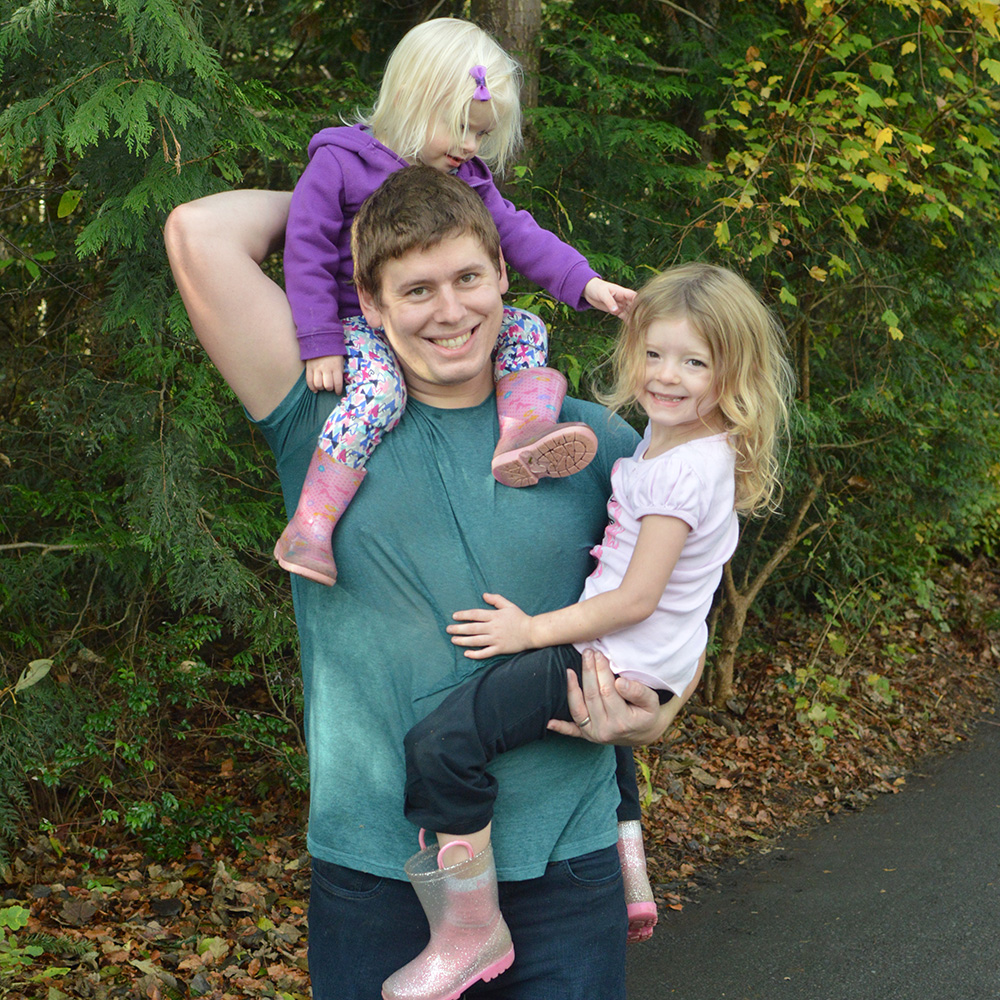 Simple Tips for Holiday Traveling with Kids