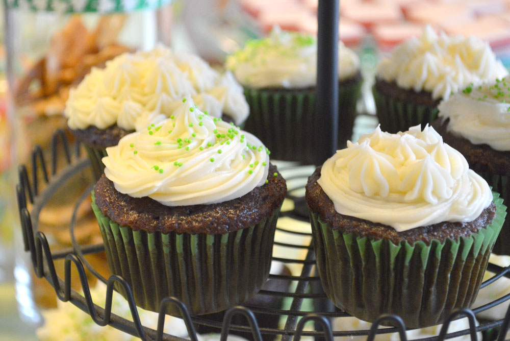 Kid's St. Patrick's Day Shamrock Party ideas, snacks, and cupcakes - Mommy Scene