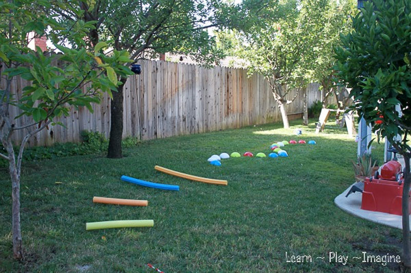 Backyard obstacle course - Mommy Scene