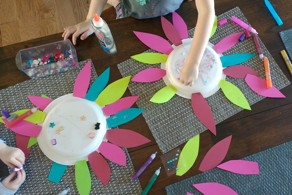 Easy Paper Flower Kids' Craft for Preschool - Mommy Scene
