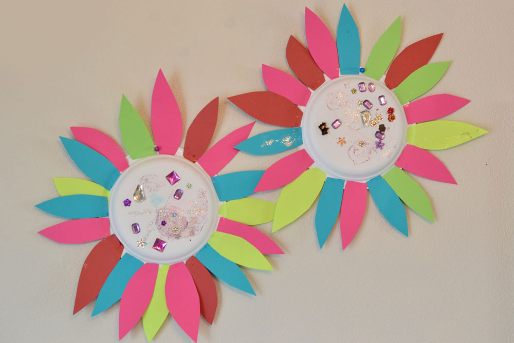 Paper Flower Kids' Craft - Mommy Scene