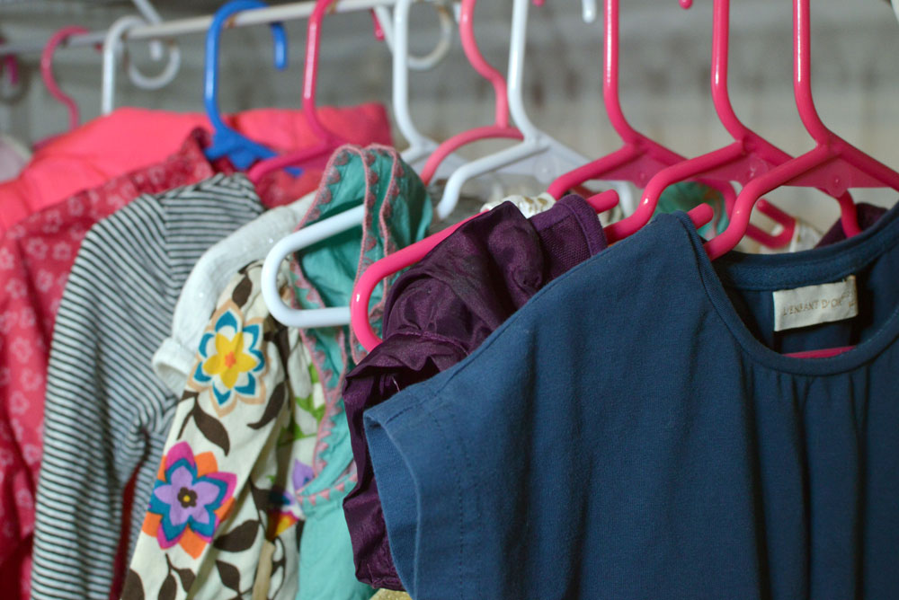 How to organize kids' clothes and changing sizes - Mommy Scene