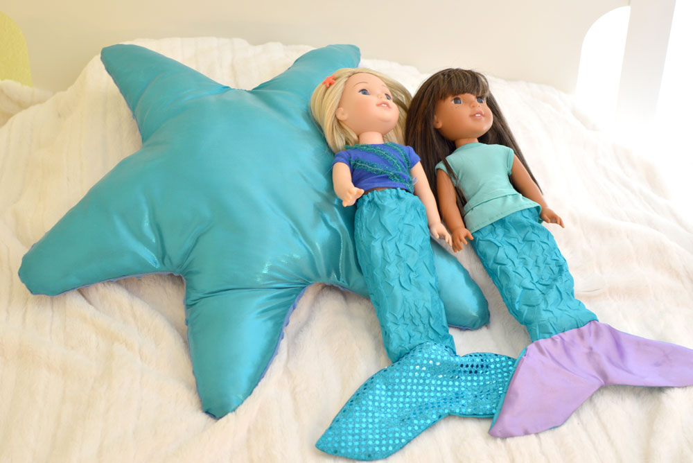 Doll mermaid tails and plushy star pillow
