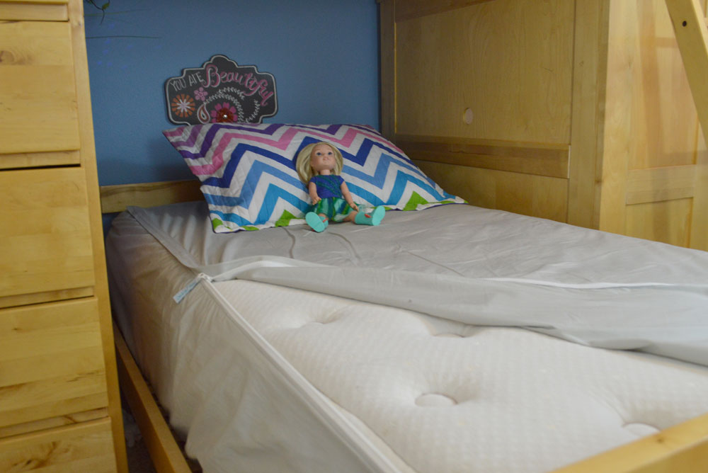 Kids mermaid blanket, bunk beds, and Quick-Zip sheets - Mommy Scene