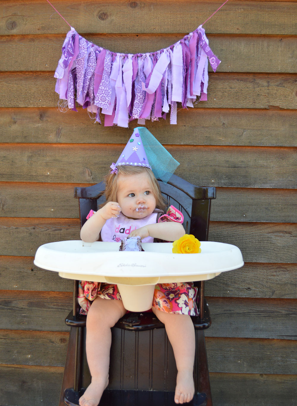 DIY cute kid's party hat birthday girl - Mommy Scene