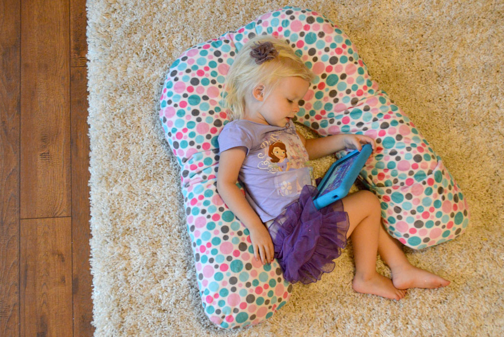 Back to School Survival Tips Sleep ZZZ Pillow for quiet time and lounging - Mommy Scene
