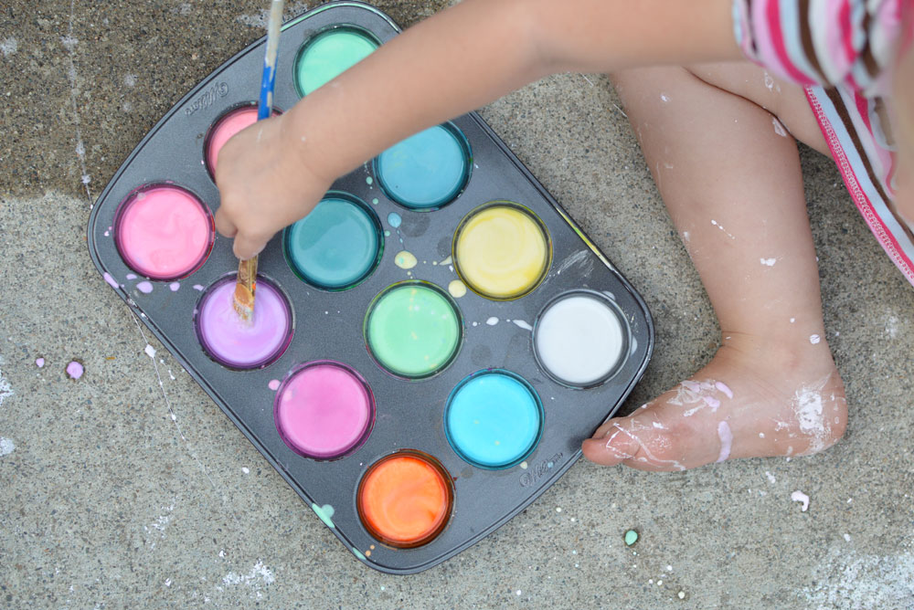 Fun sidewalk chalk paint kids activity