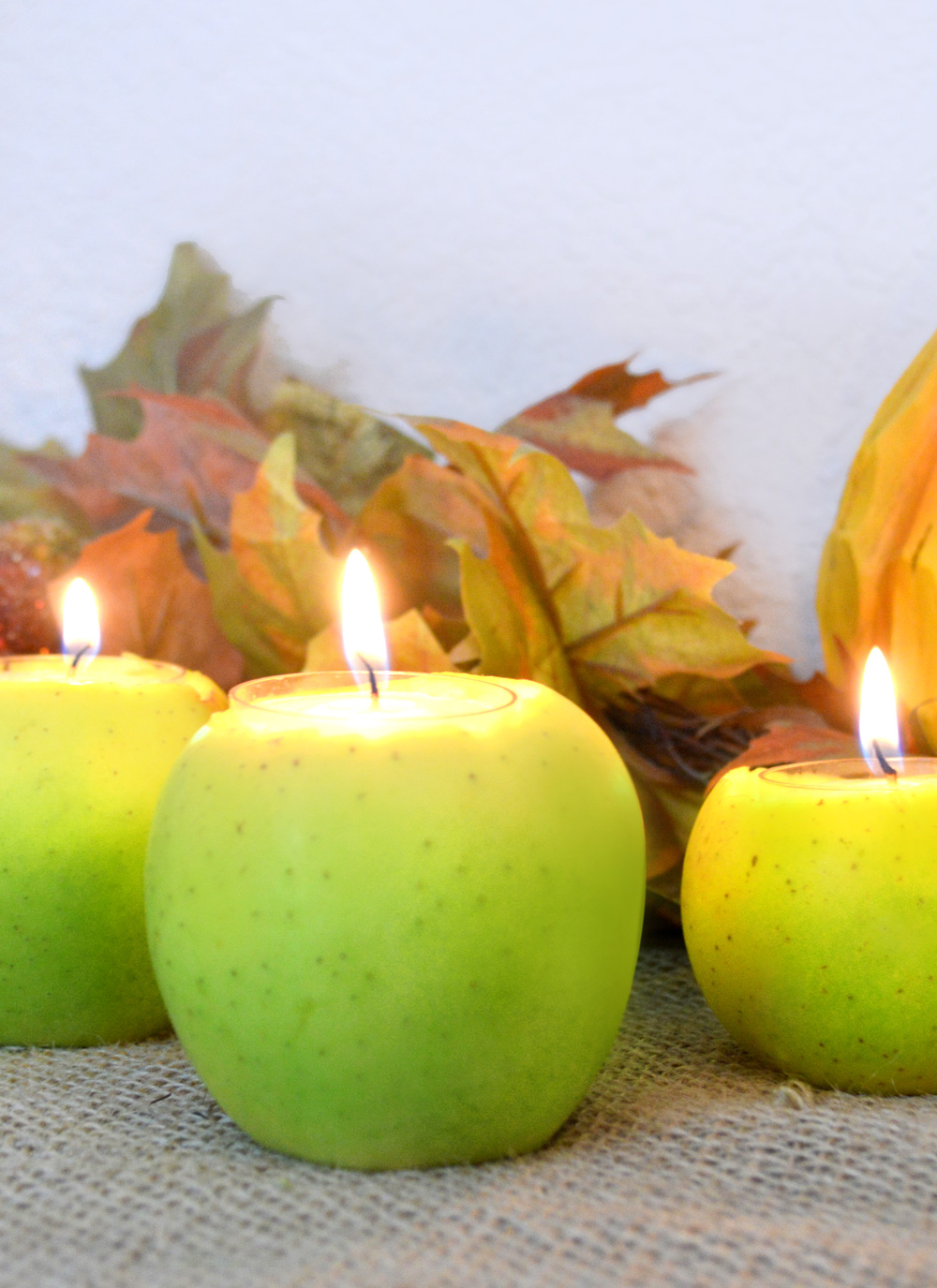 DIY apple candles with tea lights