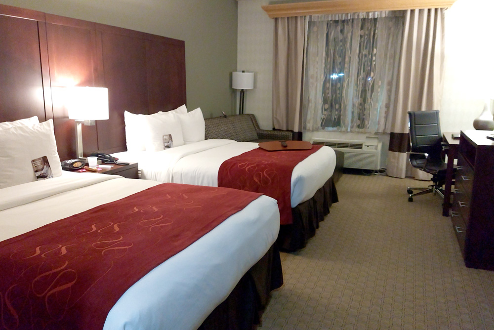 Comfort Suites Tukwila great family hotel rooms