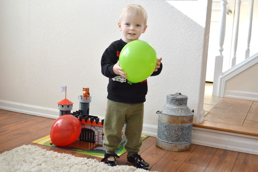 Toddler Homeschool Activities - Balloons and Tap Shoes - Mommy Scene