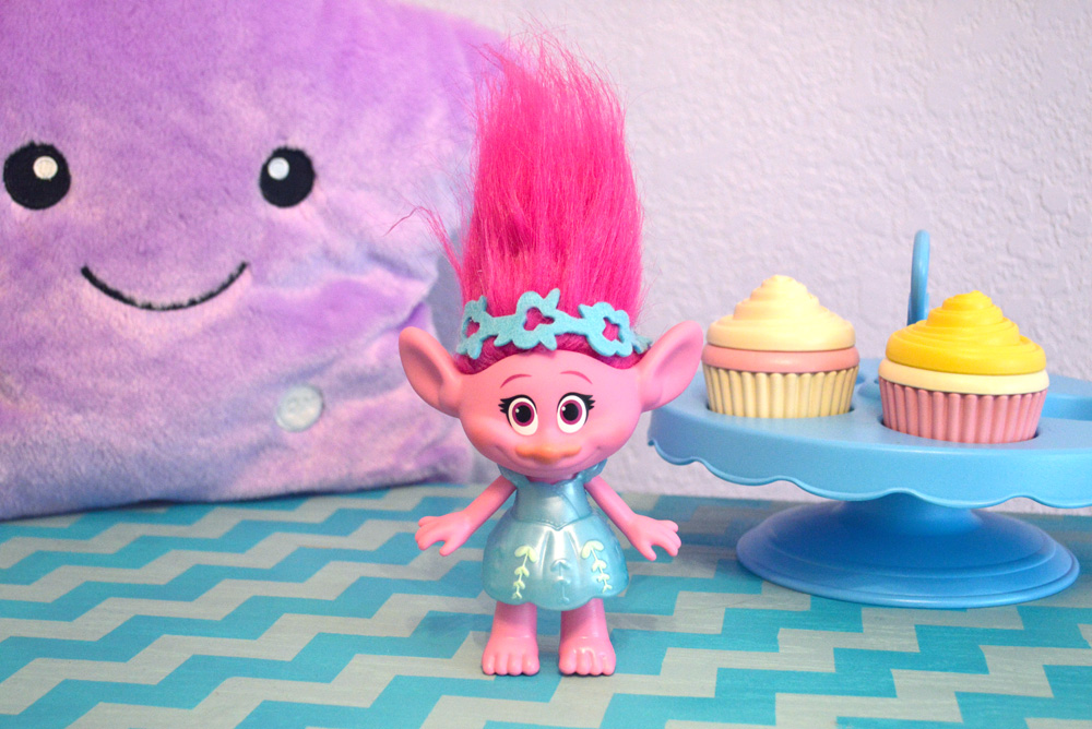 DreamWorks Trolls hairplay dolls