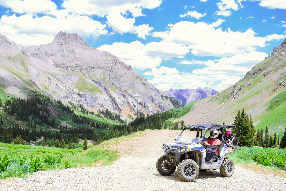 Beautiful mountain views and offroading adventure in Ouray Colorado