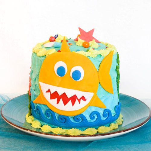 How to Make a Baby Shark Birthday Cake
