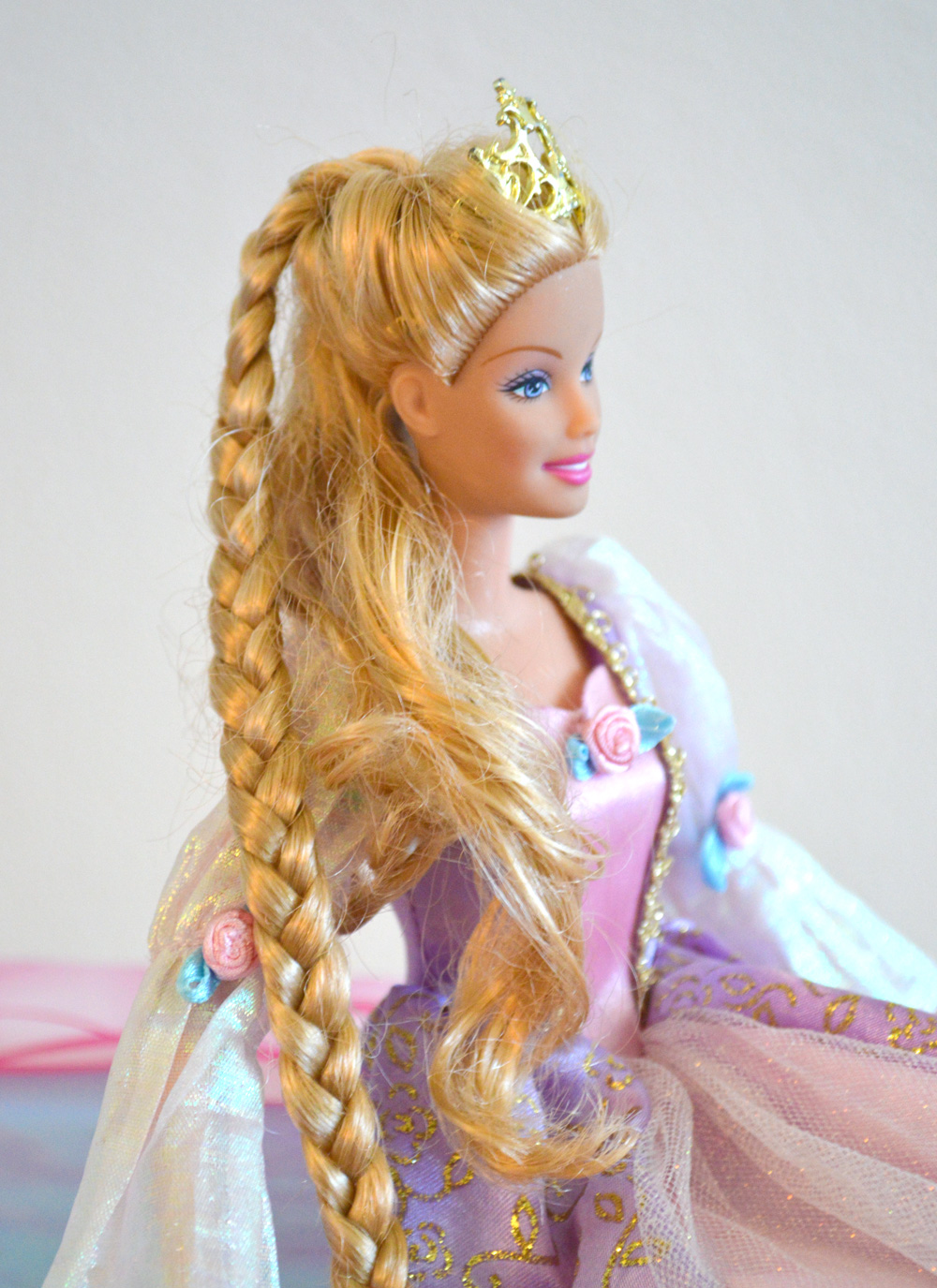 How to detangle doll hair and give your Barbie a makeover