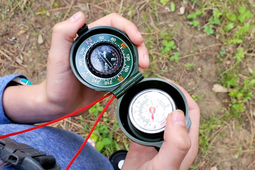 Learn directions with a compass summer kids toy