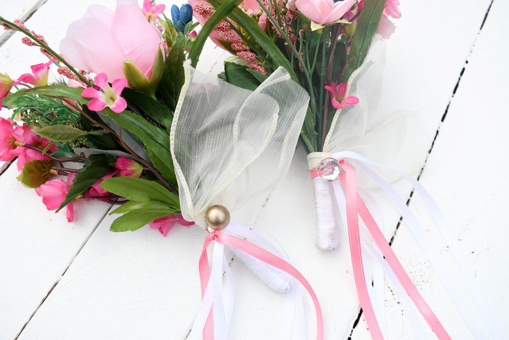 Easy DIY flower bouquets for weddings and flower girls