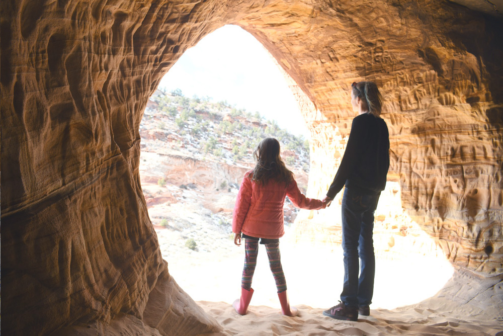 Exploring Moqui Caves with kids in Kanab Utah