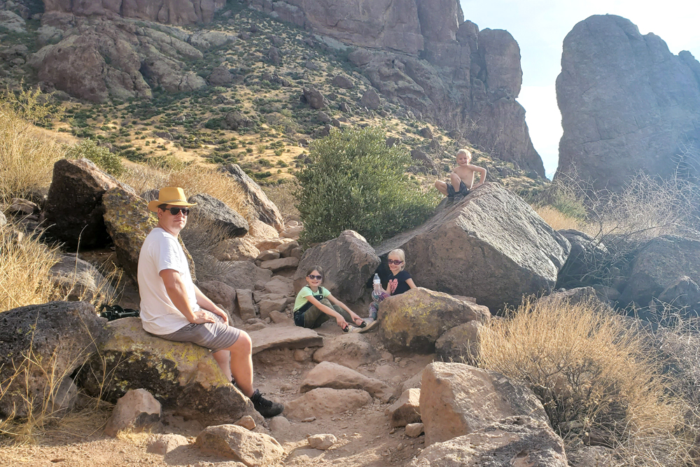 Siphon Draw trail hike with kids at Lost Dutchman State Park in Arizona