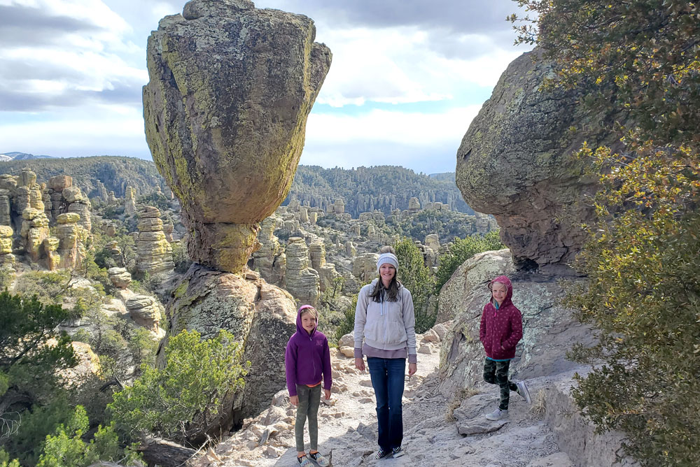 Echo Canyon Grottoes family hike with kids