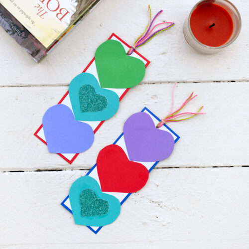 Easy paper heart bookmarks craft for kids