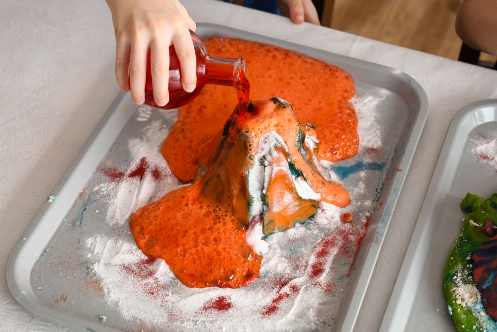 How To Make A Playdoh Volcano - Pinning Everyday