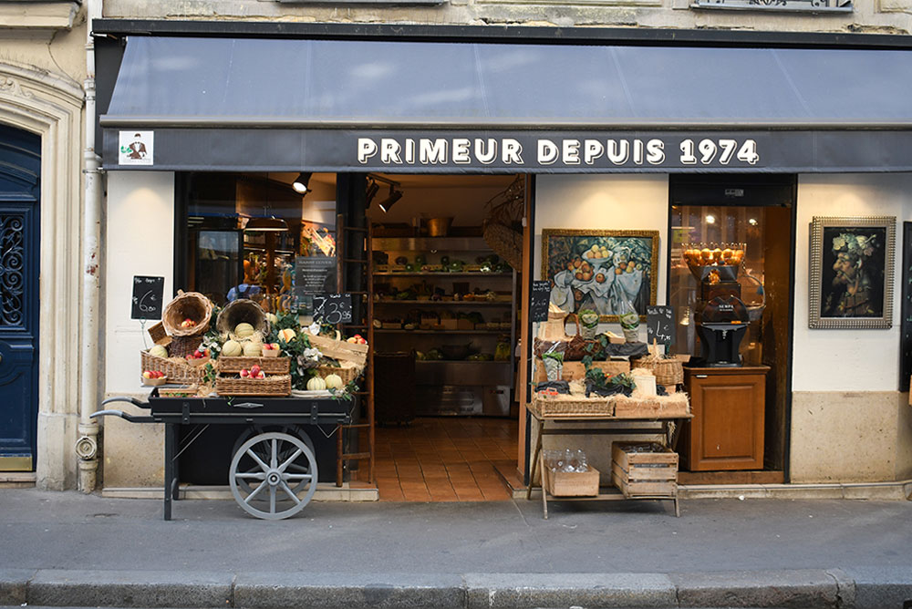 French grocery store vegetable shop