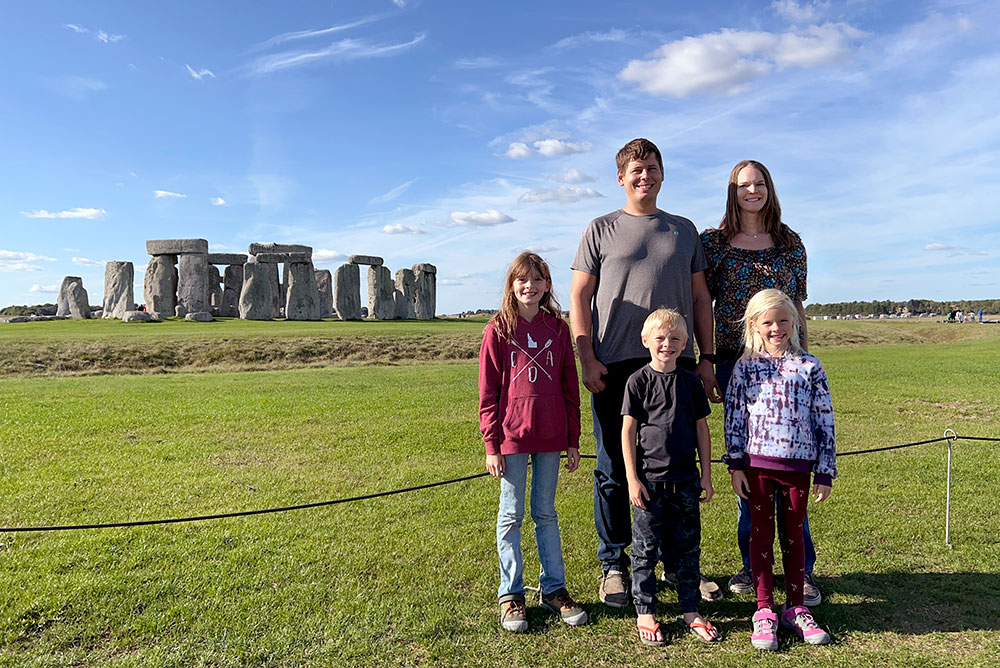 wallace family visit stonehenge with kids