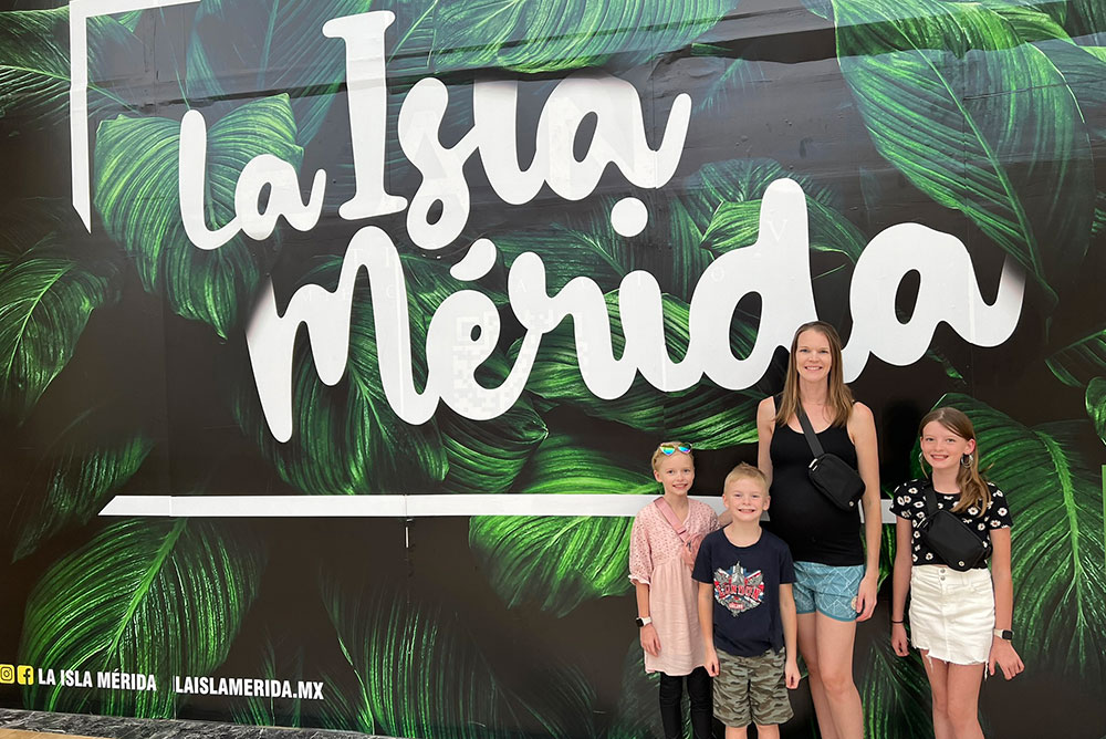 La Isla Merida mall Katie Wallace traveling with kids