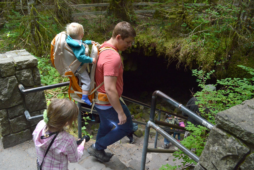 Ape Cave hike with kids Washington