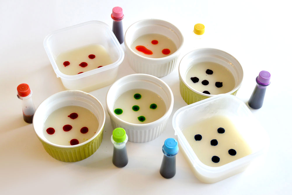 make DIY finger paint with flour and food coloring