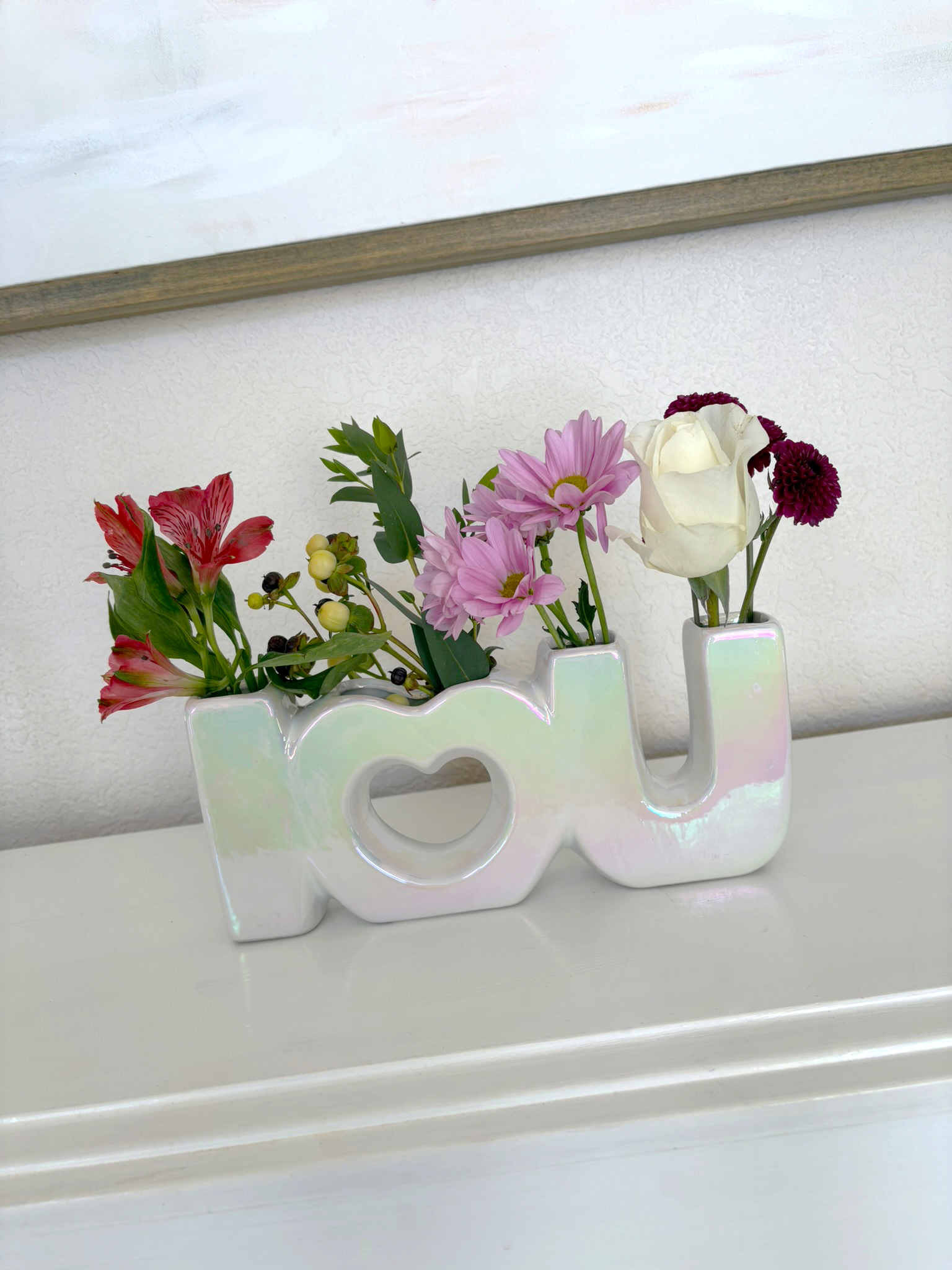 Valentine's Day flower vase I love you shape