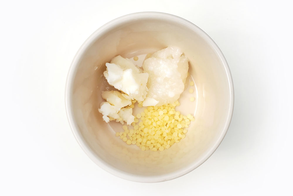 diy lip balm 3 ingredients