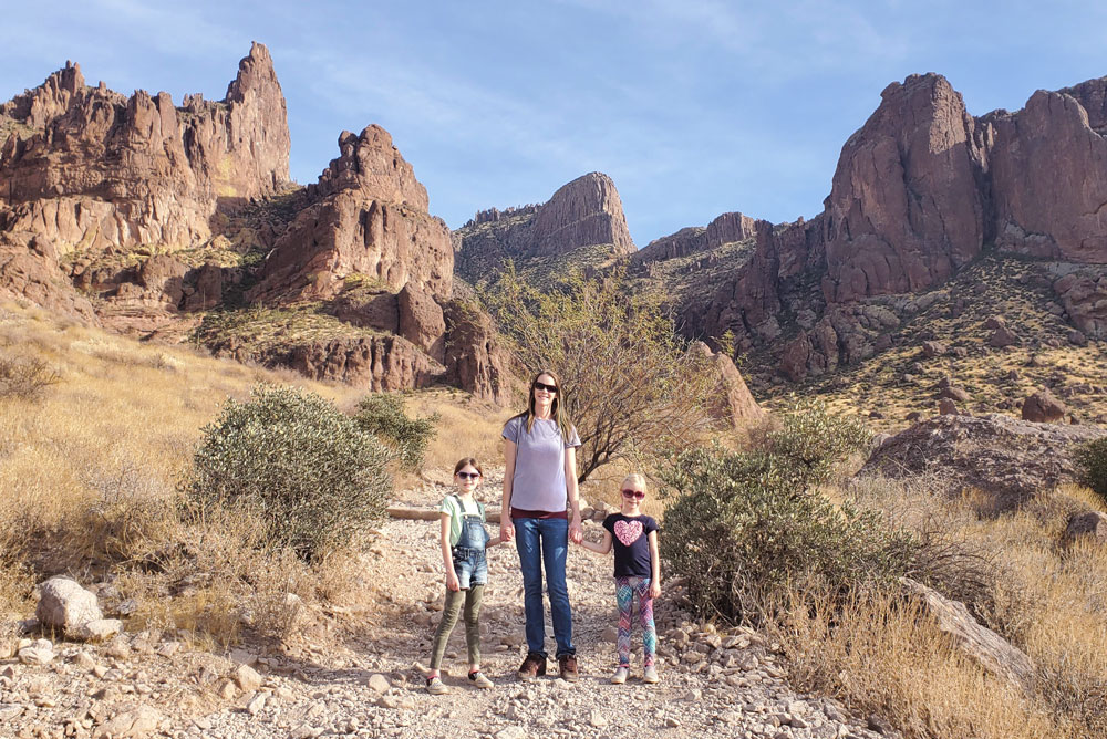 Hiking with kids Lost Dutchman State Park in Arizona