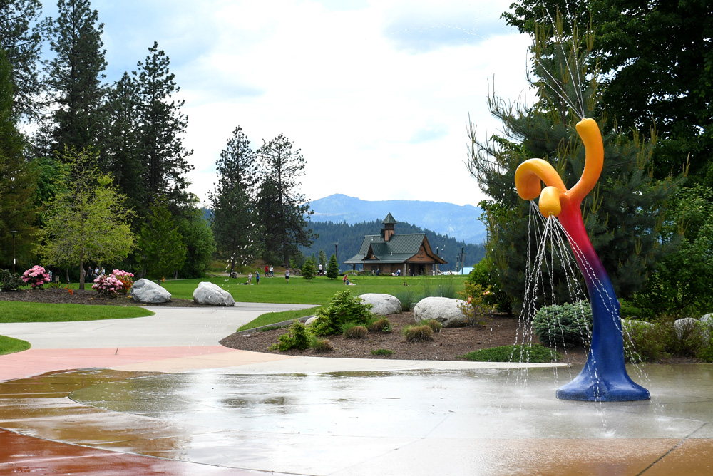 McEuen Park splash pad kids activities in downtown Coeur d'Alene