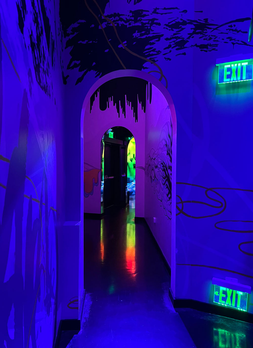 neon hallways real unreal dallas texas