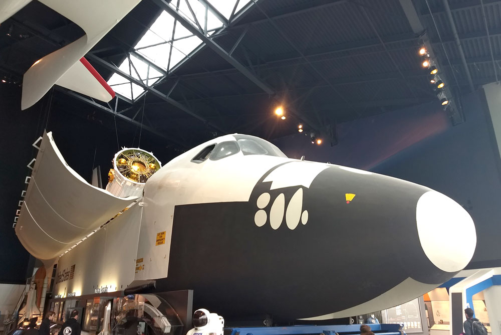 Seattle Museum of Flight Space Shuttle visit with kids