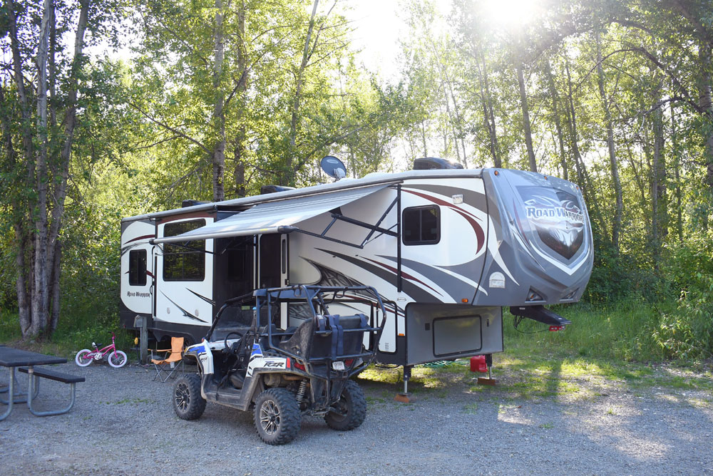 RV camping at Huckleberry Campground in Idaho