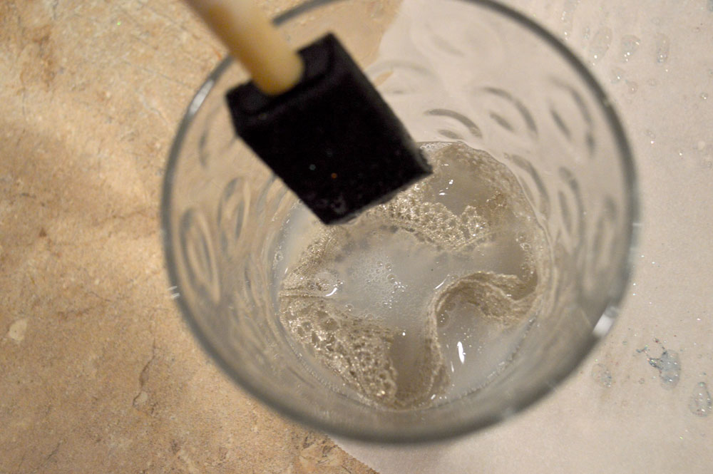 use starch to stiffen lace and make a crown