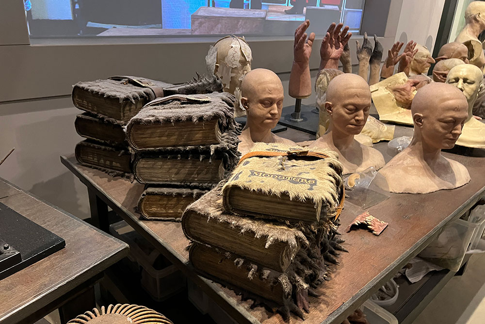 movie props monster book Harry Potter Studio Tour